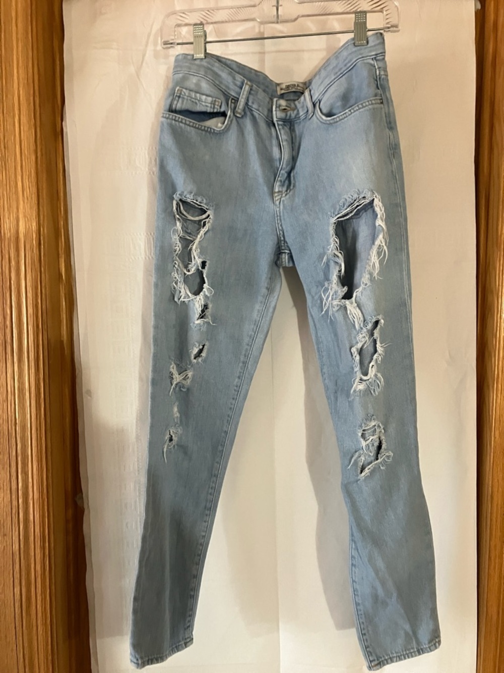Forever 21 Los Angeles Women’s US 26 Distressed Zip Fly 5 Pocket Blue Jeans